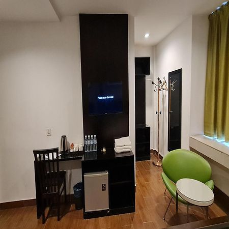 Hotel O Crossroads Hotel Kuala Lumpur Esterno foto