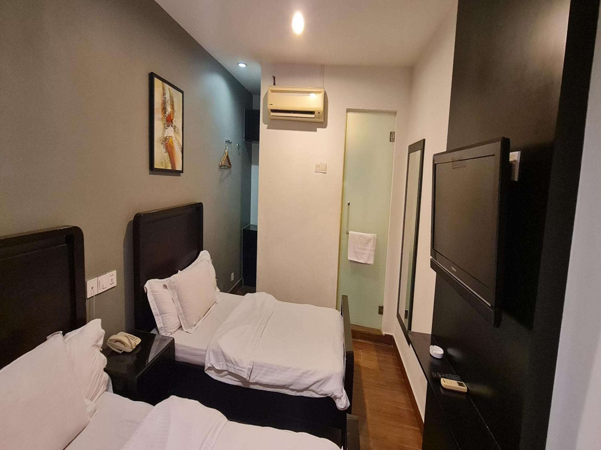 Hotel O Crossroads Hotel Kuala Lumpur Esterno foto