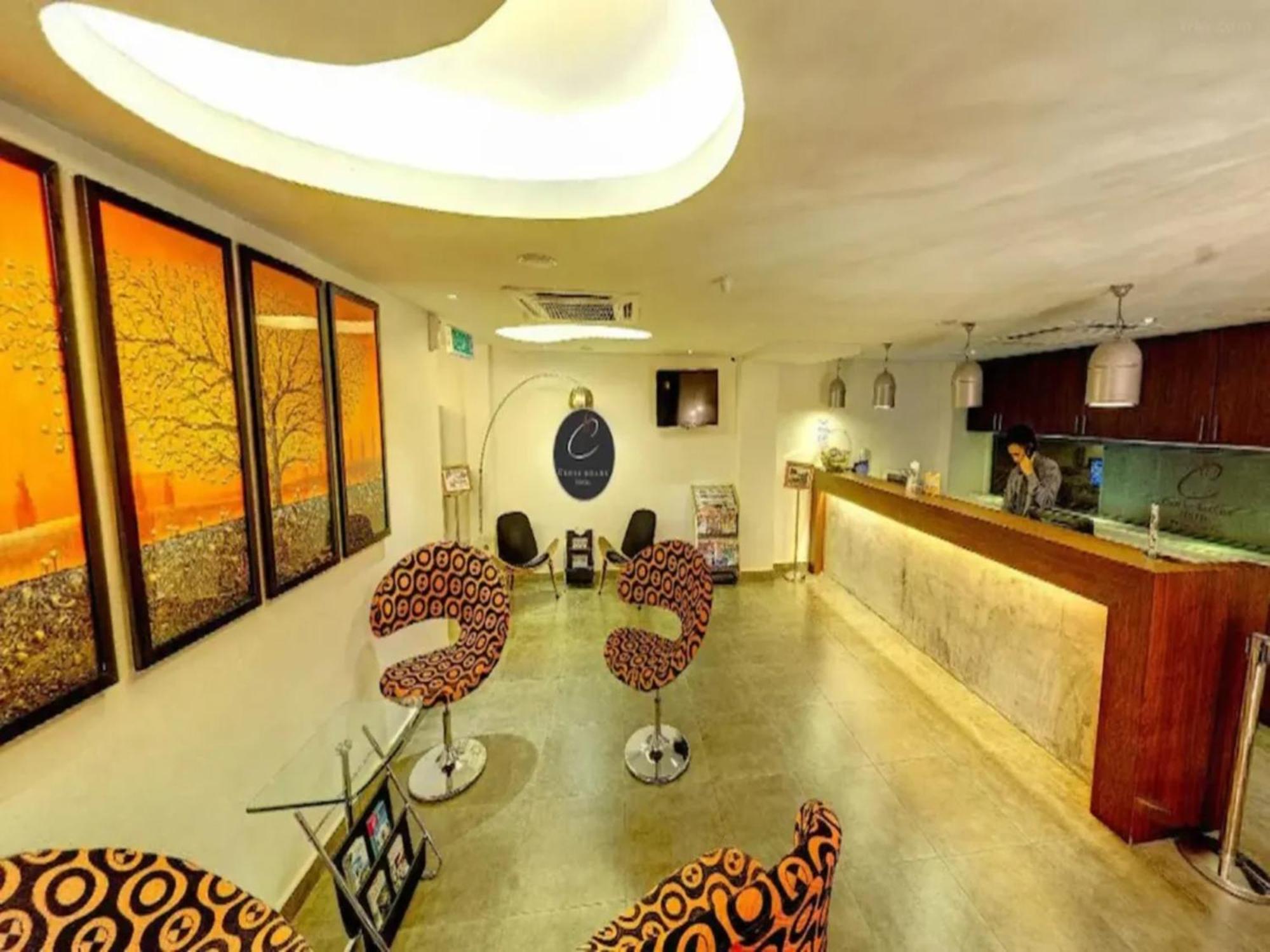 Hotel O Crossroads Hotel Kuala Lumpur Esterno foto