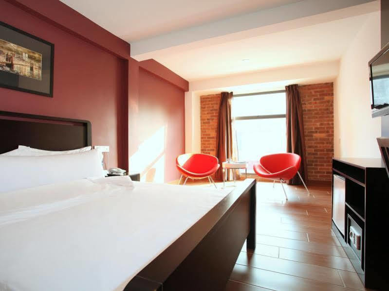 Hotel O Crossroads Hotel Kuala Lumpur Esterno foto